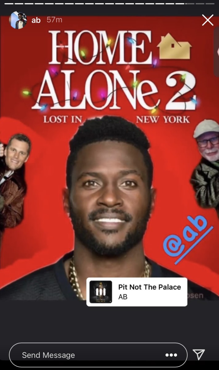 Via Antonio Brown's Instagram.